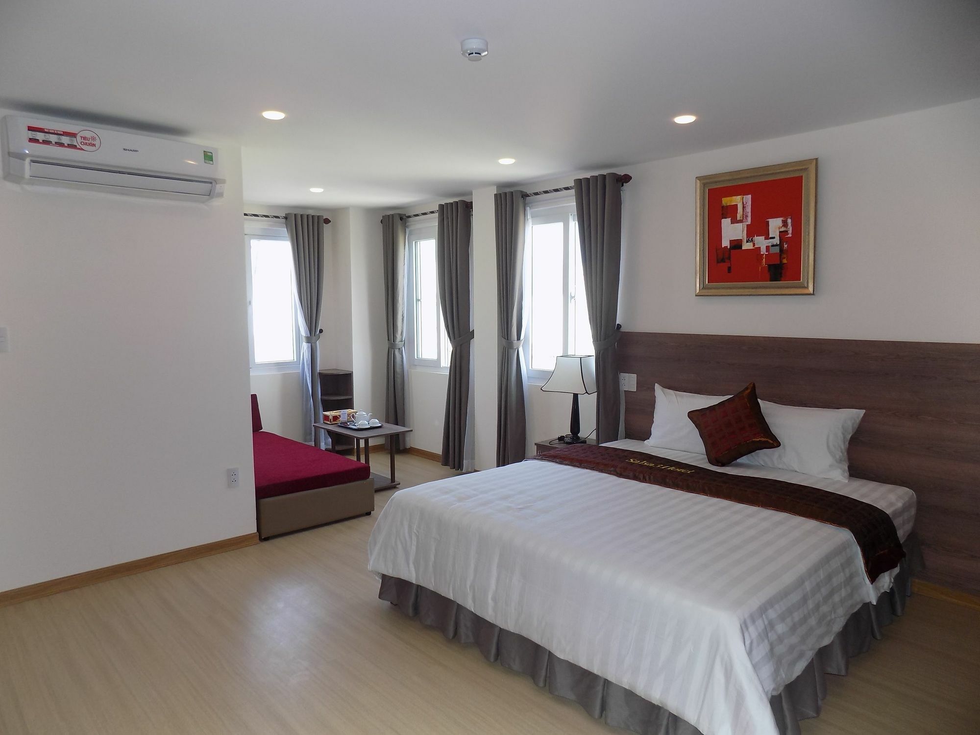 La Suite Hotel Danang Kültér fotó